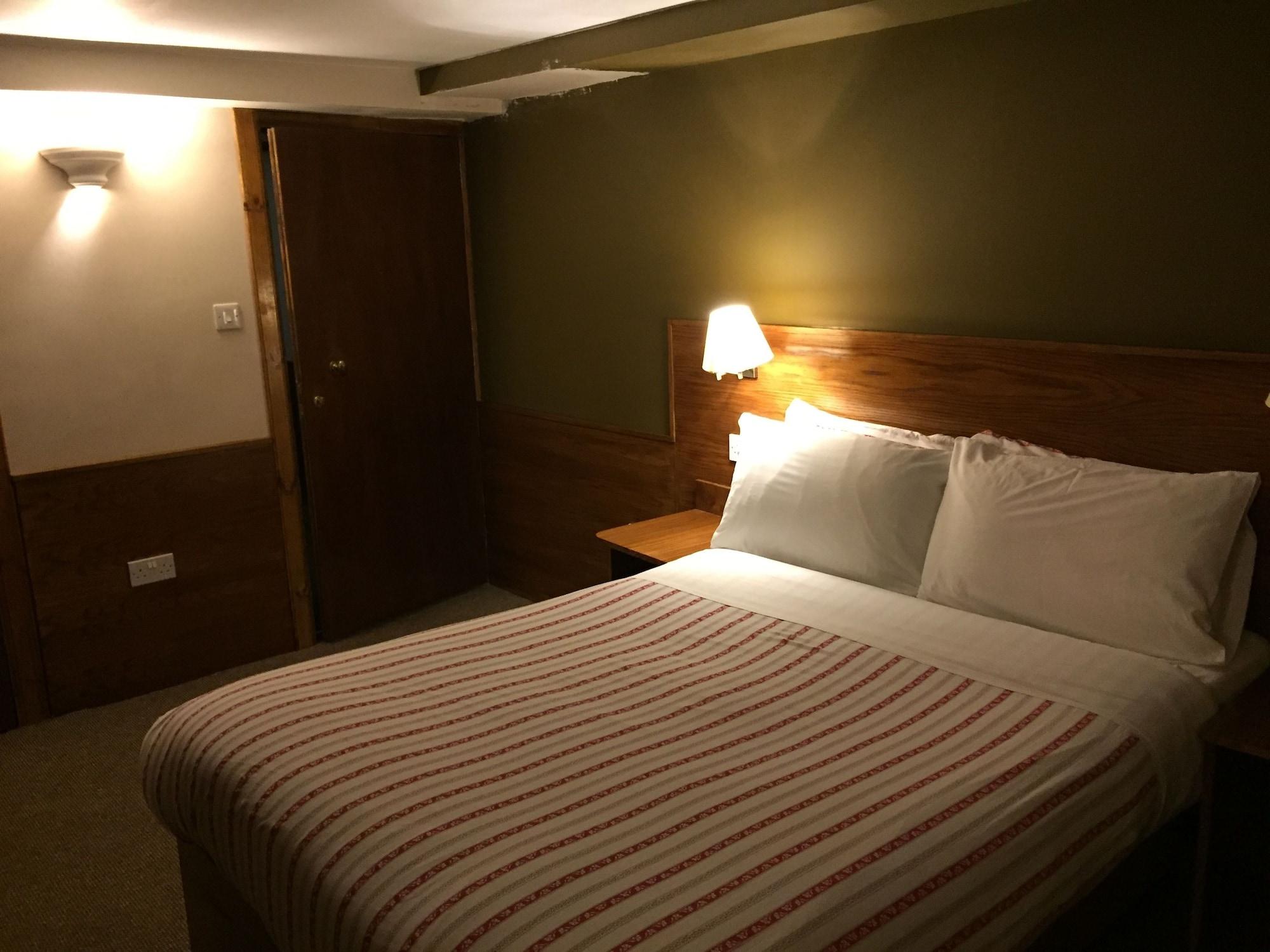 Edinburgh House Hotel Esterno foto