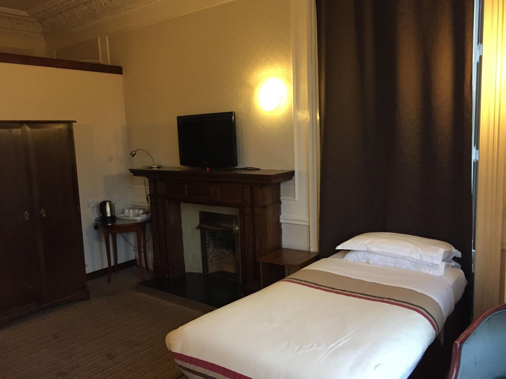 Edinburgh House Hotel Esterno foto