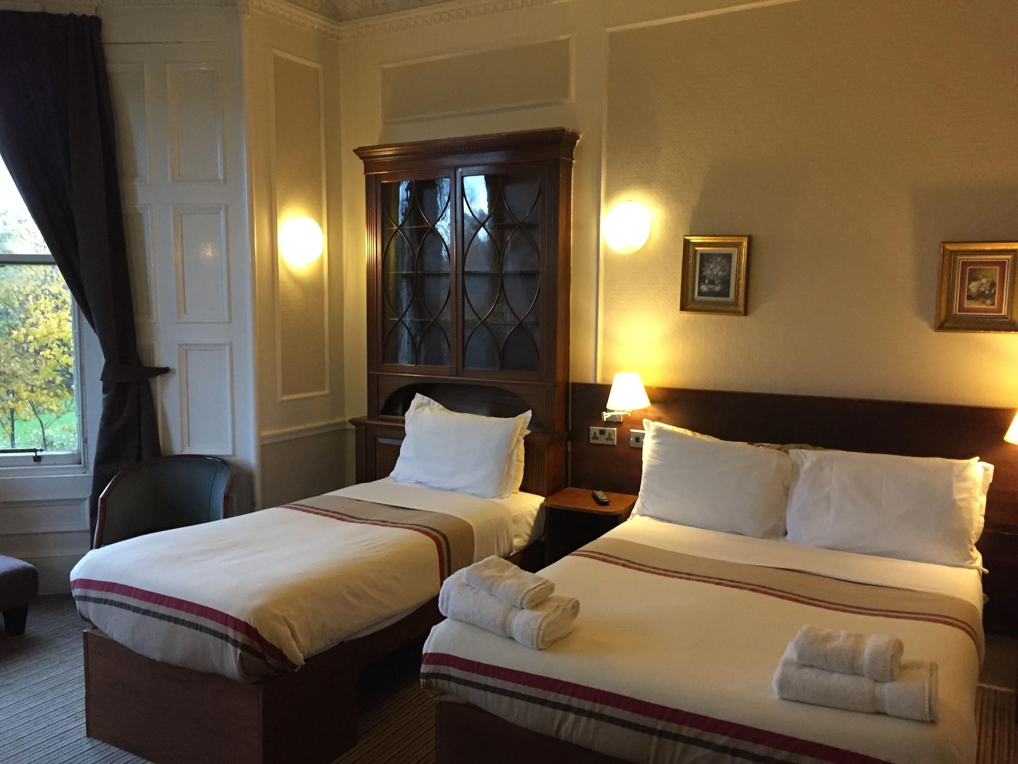 Edinburgh House Hotel Esterno foto