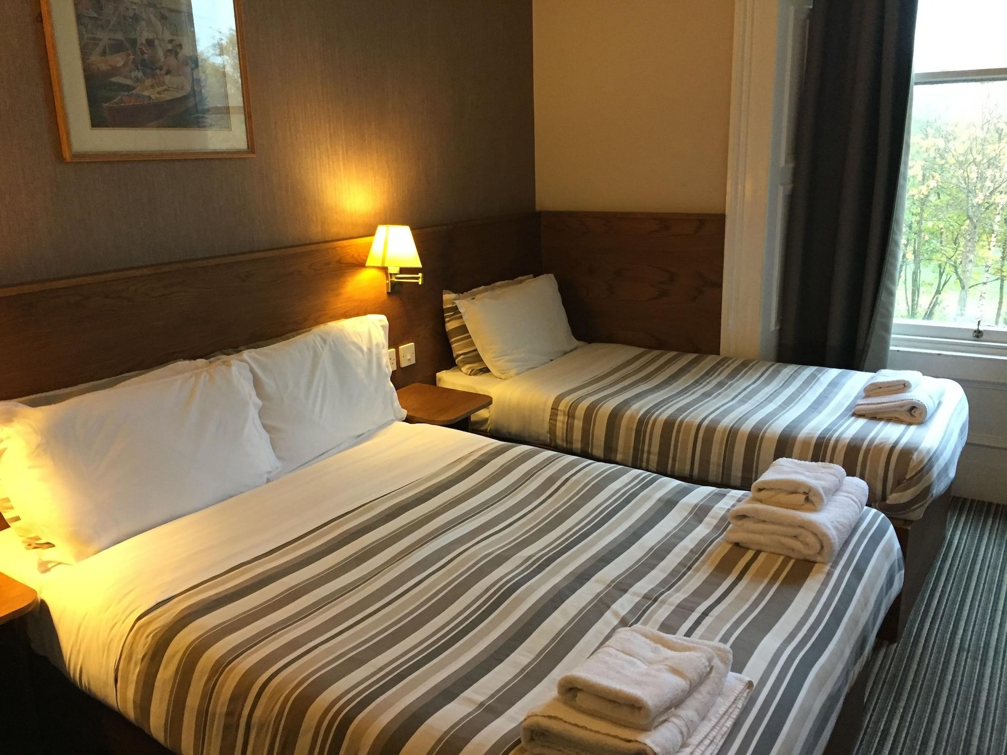 Edinburgh House Hotel Esterno foto