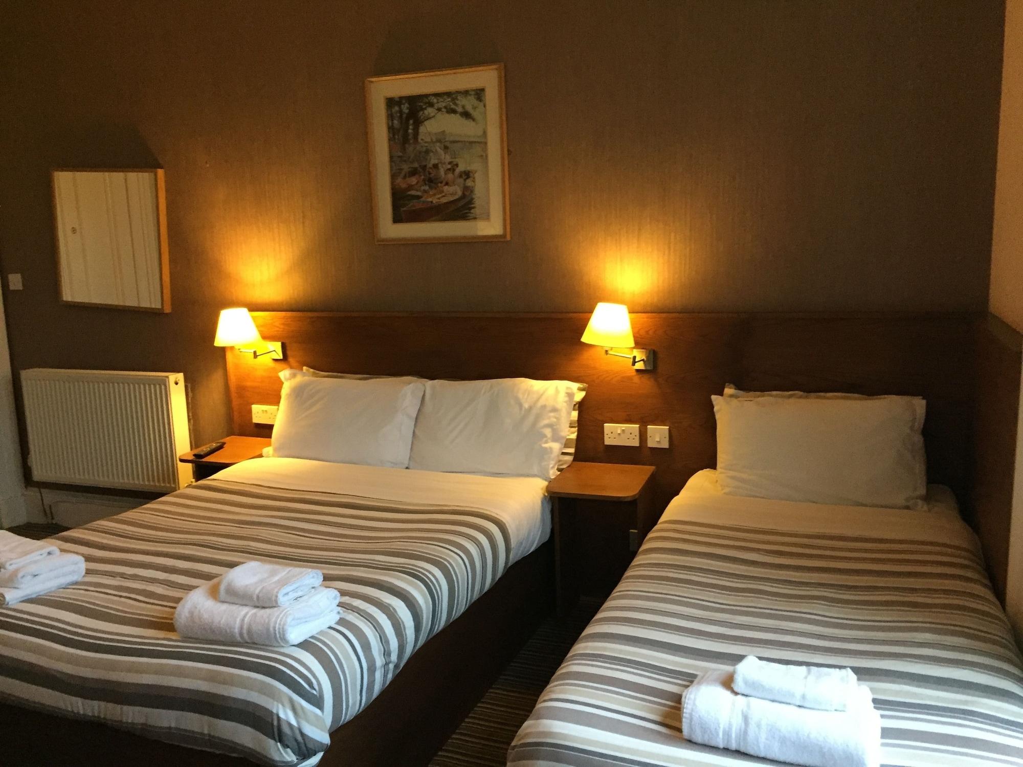 Edinburgh House Hotel Esterno foto